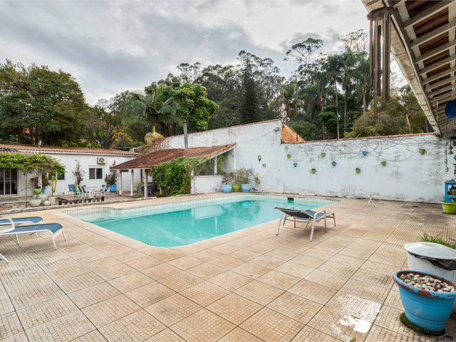 Casa à venda com 3 quartos, sendo 2 suítes,  em Alto da Boa Vista, São Paulo, SP