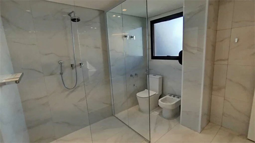 Duplex para alugar com 3 suítes em Real Parque, São Paulo, SP
