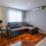 Casa à venda com 4 quartos, sendo 2 suítes, no condomínio Melbourne Residence, São Paulo - SP
