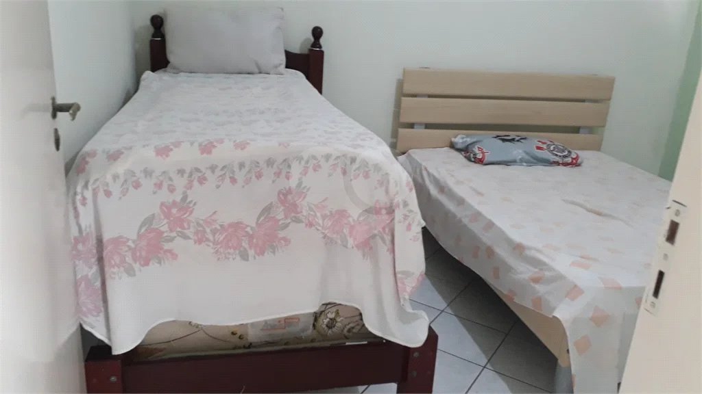 Apartamento à venda com 2 quartos, sendo 1 suíte, em Caiçara, Praia Grande, SP