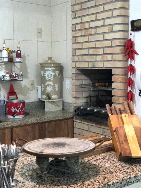 Sobrado à venda com 5 quartos, sendo 3 suítes, em Tremembé, São Paulo, SP