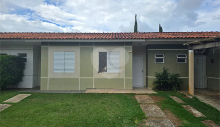 Casa à venda com 2 quartos no condomínio Residencial Moradas, Itapetininga - SP
