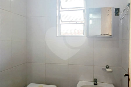Casa à venda com 3 quartos, sendo 1 suíte,  no condomínio Altos de Poa, Poá - SP