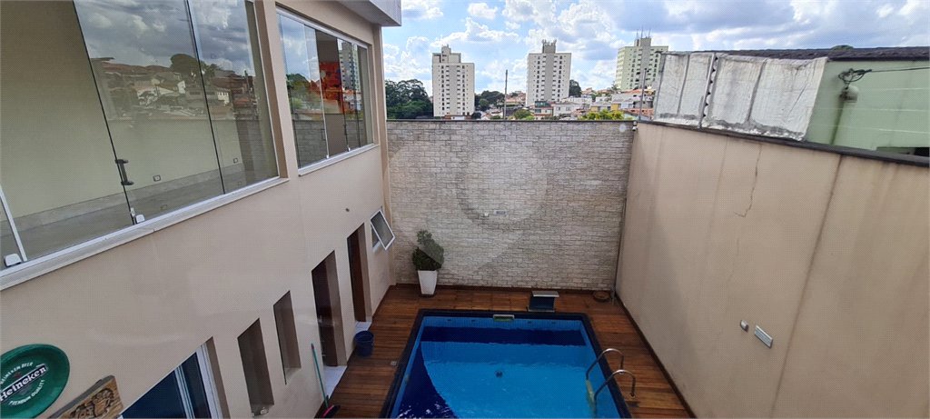 Sobrado à venda com 4 quartos, sendo 1 suíte, em Jabaquara, São Paulo, SP