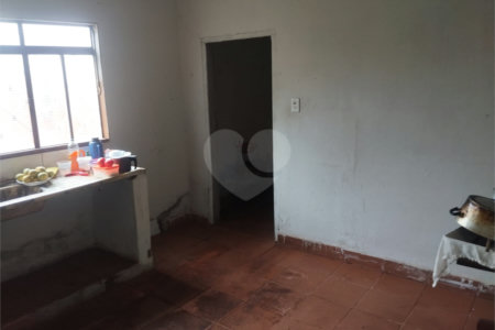 Casa de Vila à venda com 3 quartos em Vila Vieira (vila Xavier), Araraquara, SP