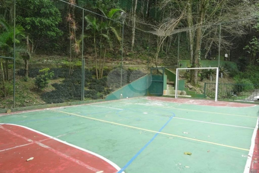 Casa à venda com 4 suítes no condomínio Jardim Ibiratiba, São Paulo - SP