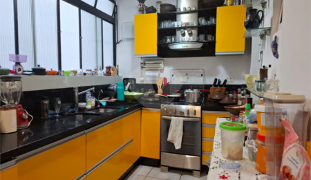 Apartamento à venda com 2 quartos, sendo 1 suíte,  em Pinheiros, São Paulo, SP