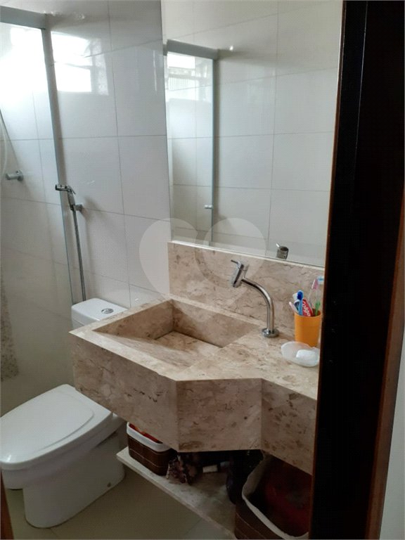 Sobrado à venda com 3 quartos, sendo 1 suíte, em Campo Grande, São Paulo, SP