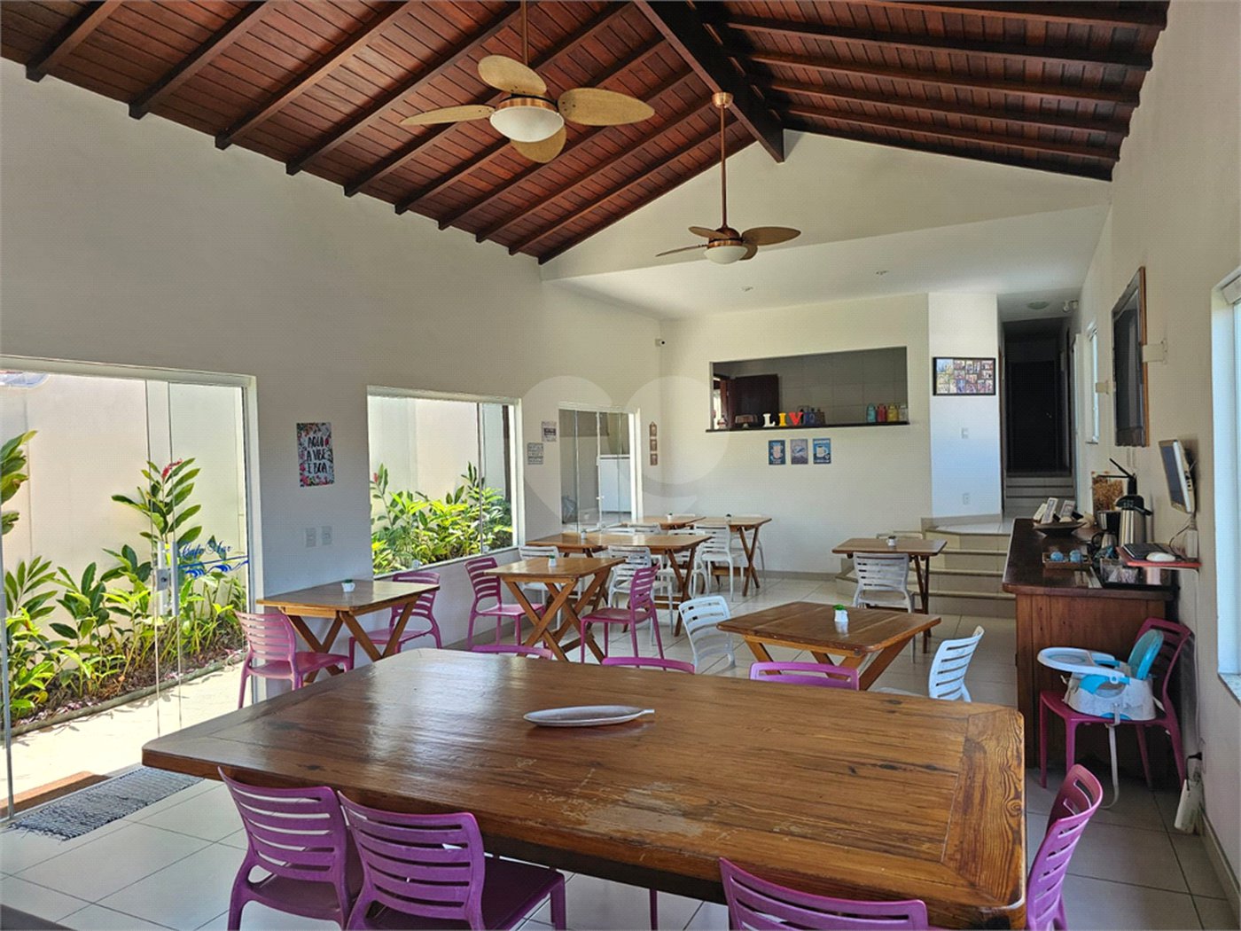 Hotel à venda com 22 quartos, sendo 20 suítes, em Geribá, Armação dos Búzios, RJ