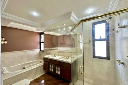 Casa à venda com 4 quartos, sendo 2 suítes,  no condomínio São Paulo Ii, Cotia - SP