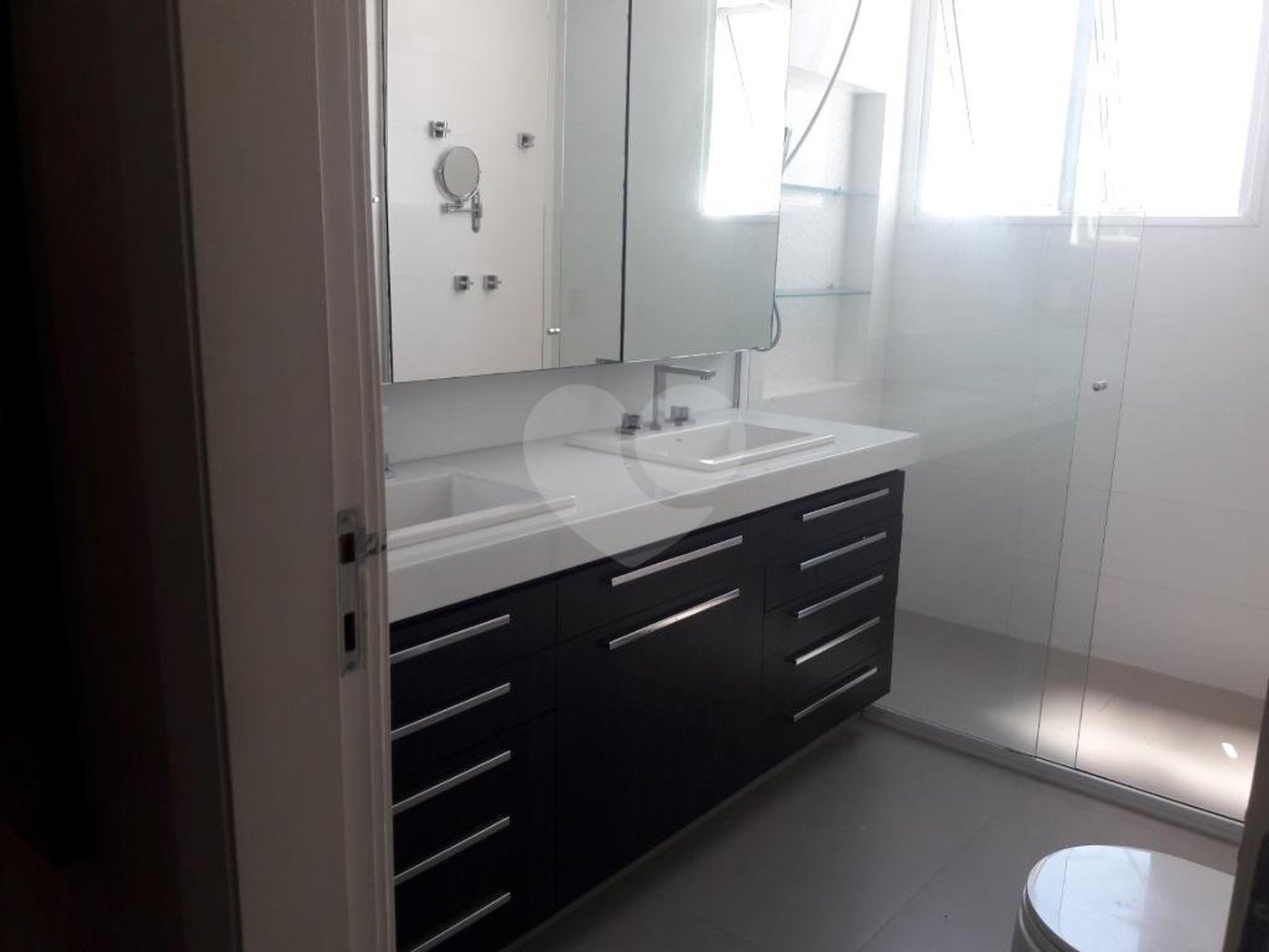Apartamento à venda com 3 suítes em Santa Cecília, São Paulo, SP