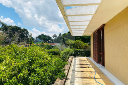 Casa à venda com 4 quartos, sendo 2 suítes, em Interlagos, São Paulo, SP
