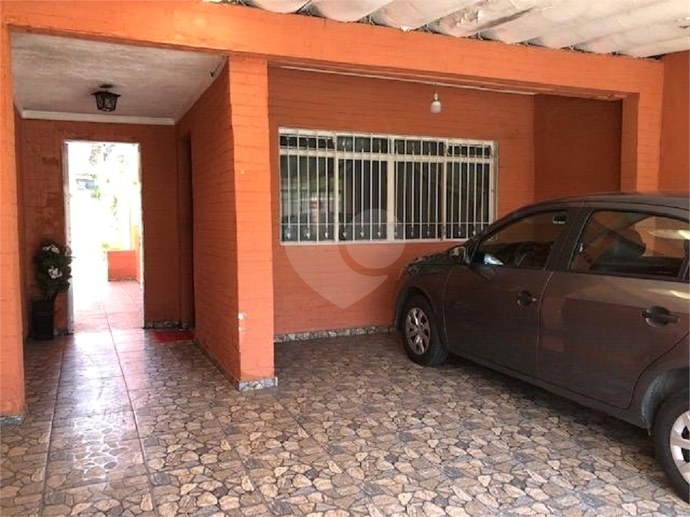 Sobrado à venda com 2 quartos em Vila Vitório Mazzei, São Paulo, SP