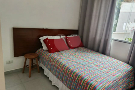 Sobrado à venda com 3 quartos, sendo 1 suíte, em Vila Prudente, São Paulo, SP