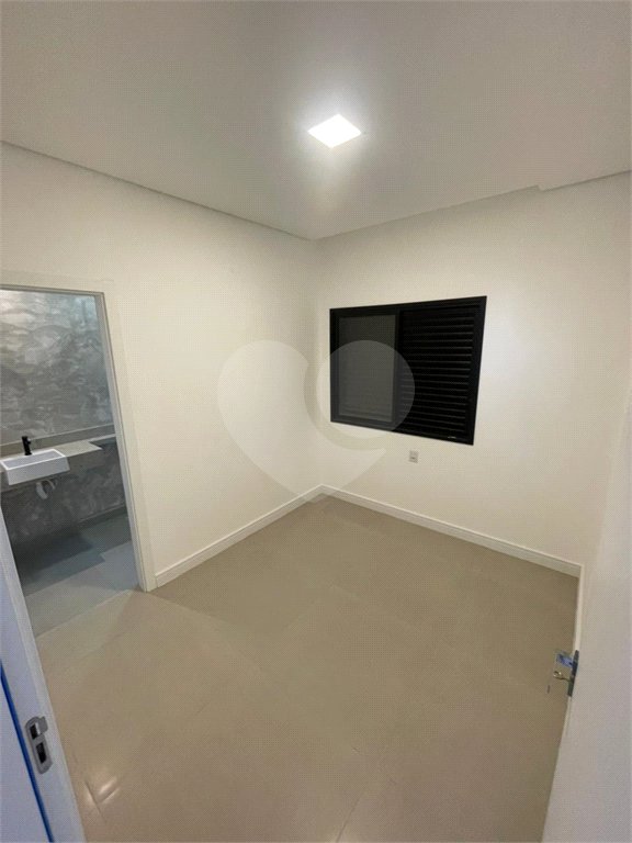 Casa à venda com 3 quartos, sendo 2 suítes,  no condomínio Residencial Jardim, Sorocaba - SP