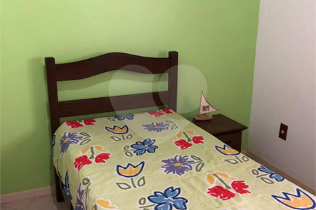 Casa à venda com 4 quartos, sendo 1 suíte, em Ogiva, Cabo Frio, RJ