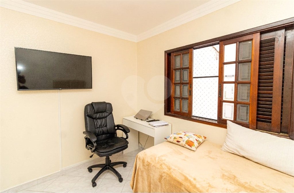 Casa à venda com 2 quartos, sendo 1 suíte, no condomínio Colina de Goiás, São Paulo - SP
