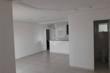 Apartamento à venda com 2 quartos, sendo 1 suíte, em Vila Trujillo, Sorocaba, SP