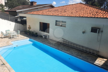 Casa à venda com 4 quartos, sendo 3 suítes,  em Jardim Marajoara, São Paulo, SP