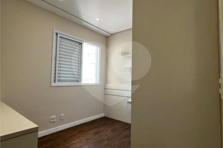 Apartamento à venda com 3 quartos, sendo 1 suíte,  em Vila Suissa, Mogi das Cruzes, SP