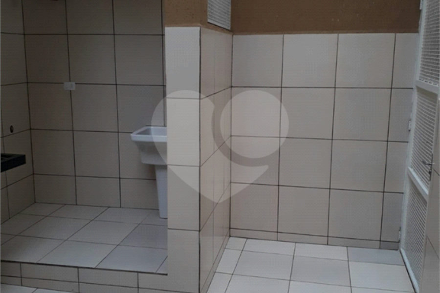 Sobrado à venda com 3 quartos em Tremembé, São Paulo, SP