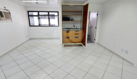 Sala à venda em Vila Guarani (z Sul), São Paulo, SP