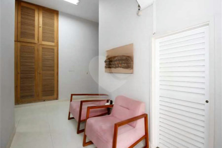 Apartamento à venda com 4 quartos, sendo 1 suíte, em Pinheiros, São Paulo, SP
