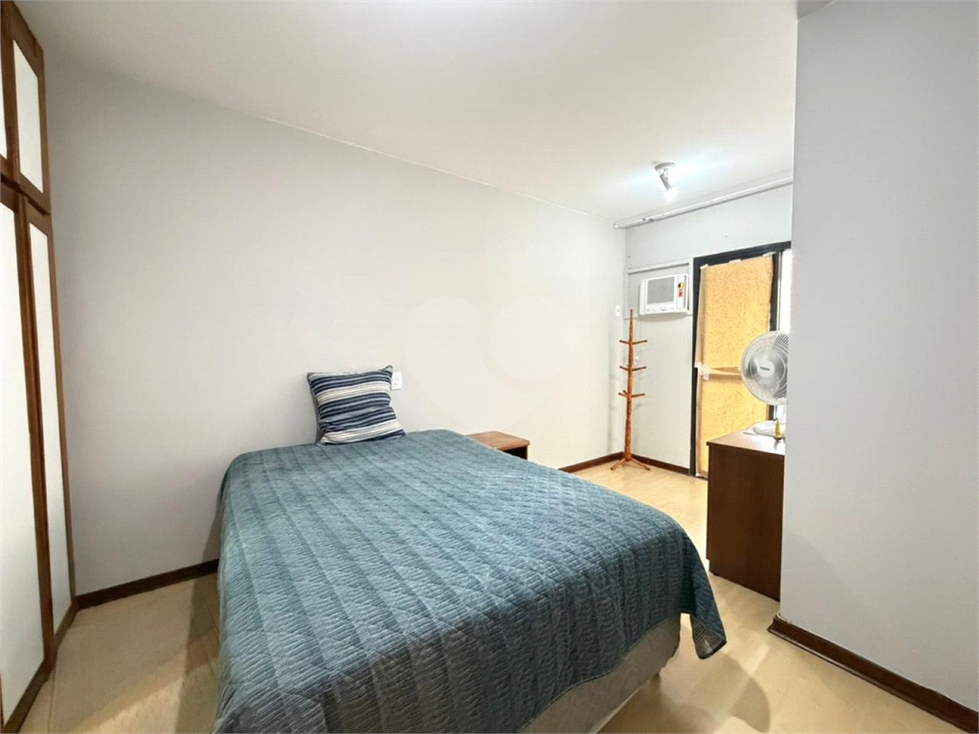 Apartamento à venda com 4 quartos, sendo 1 suíte,  em Tijuca, Rio de Janeiro, RJ