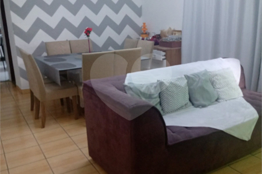 Sobrado à venda com 6 quartos em Horto, São Paulo, SP
