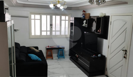 Casa à venda com 3 quartos, sendo 1 suíte,  em Chácara das Flores, Mogi das Cruzes, SP