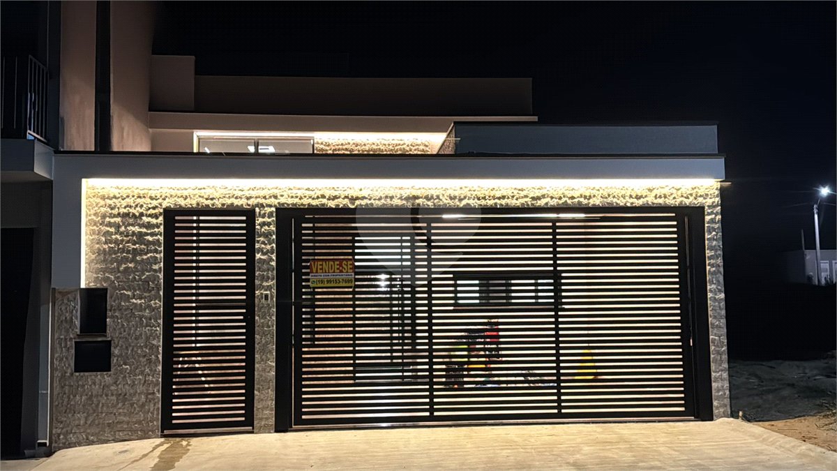 Casa à venda com 3 quartos, sendo 1 suíte, em Jardim Bom Sucesso, Indaiatuba, SP