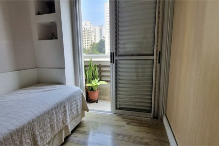 Apartamento à venda com 3 suítes em Jardim Londrina, São Paulo, SP