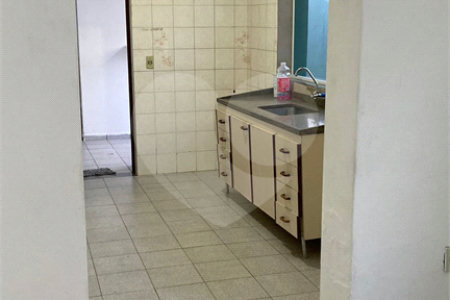 Casa Térrea à venda com 5 quartos, sendo 2 suítes, em Vila Trujillo, Sorocaba, SP