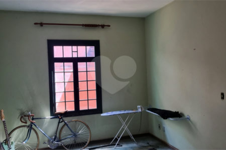 Casa à venda com 3 quartos, sendo 1 suíte, em Bosque, Vinhedo, SP