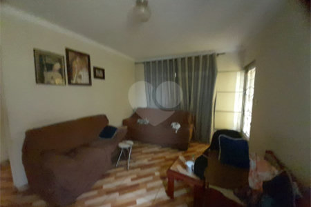 Casa multifuncional a venda na Vila Boa Vista 1