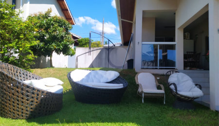Casa em condomínio à venda com 4 suítes em Guaxinduva, Atibaia, SP