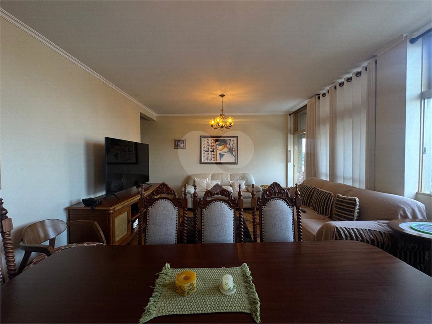 Apartamento à venda com 3 quartos, sendo 1 suíte, no Centro, Ribeirão Preto, SP