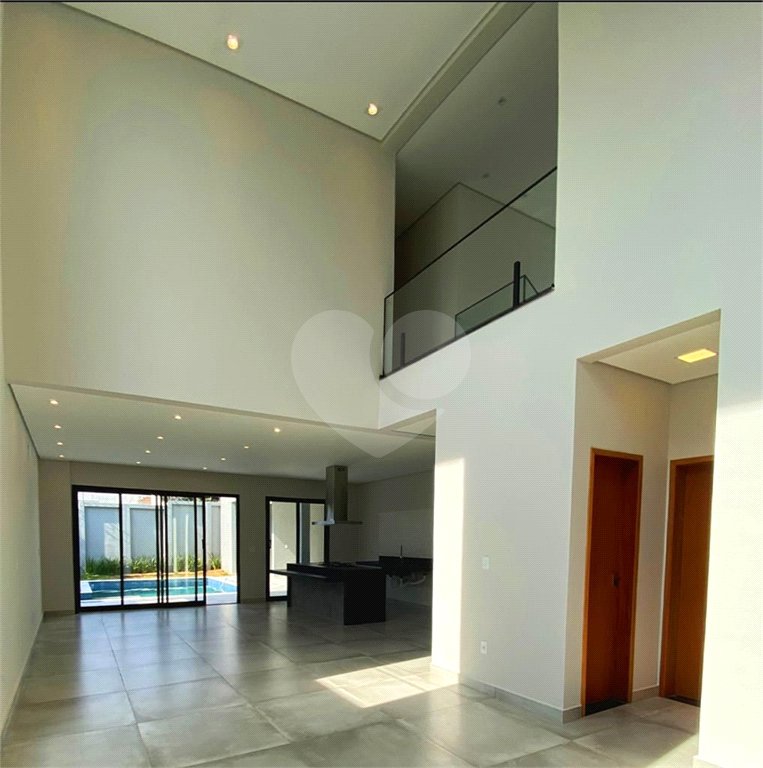 Casa à venda com 3 suítes no condomínio Mont Blanc, Sorocaba - SP
