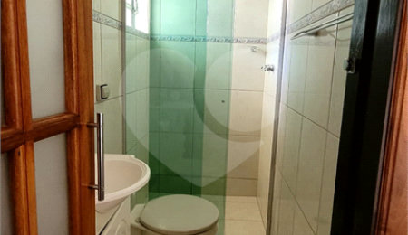 Sobrado à venda com 3 quartos, sendo 1 suíte,  em Vila Gustavo, São Paulo, SP