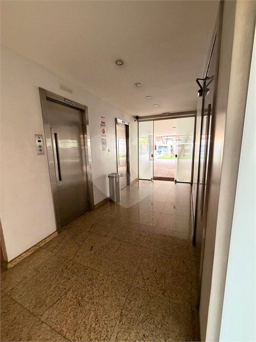 Apartamento à venda com 3 quartos, sendo 1 suíte, em Pinheiros, São Paulo, SP