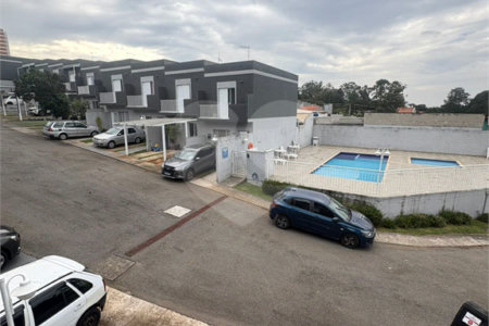 Casa à venda com 2 quartos no condomínio Carvalho Lagares, Poá - SP