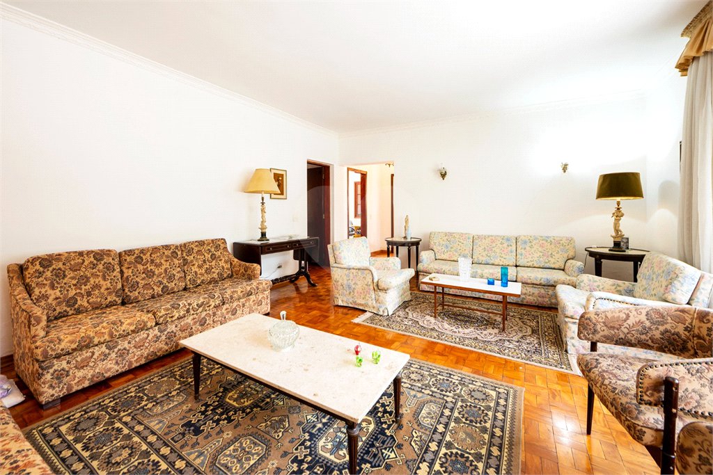 Casa Térrea à venda com 4 quartos, sendo 1 suíte, em Jardim Marajoara, São Paulo, SP