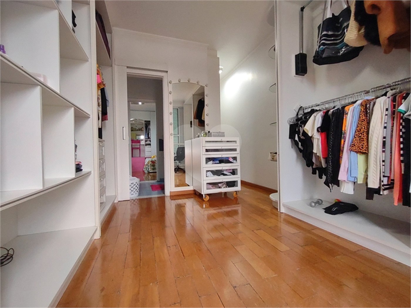Casa à venda com 3 quartos, sendo 2 suítes, em Tucuruvi, São Paulo, SP