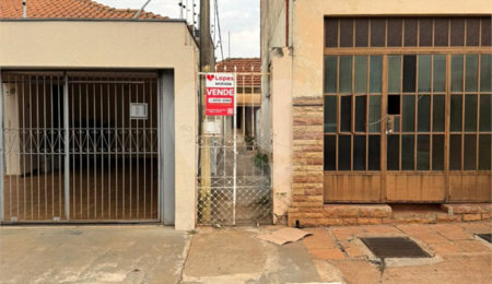 Casa à venda com 2 quartos no Centro, Araraquara, SP