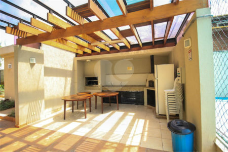 Apartamento à venda com 3 quartos, sendo 1 suíte,  em Mooca, São Paulo, SP