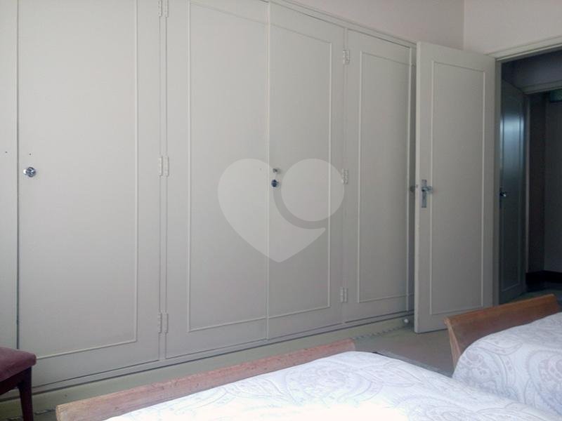 Casa à venda com 5 quartos, sendo 2 suítes, em Santana, São Paulo, SP