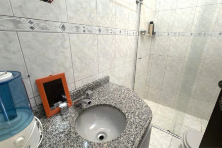 Sobrado à venda com 3 quartos, sendo 1 suíte, em Vila Darli, São Paulo, SP