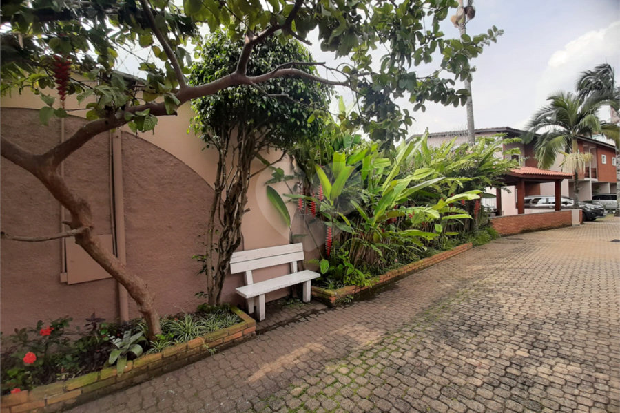 Casa à venda com 3 quartos, sendo 1 suíte, no condomínio Cantareira Park, São Paulo - SP
