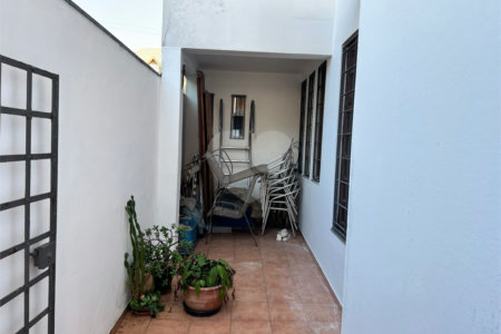Casa à venda com 4 quartos, sendo 3 suítes, em Chácara Monte Alegre, São Paulo, SP