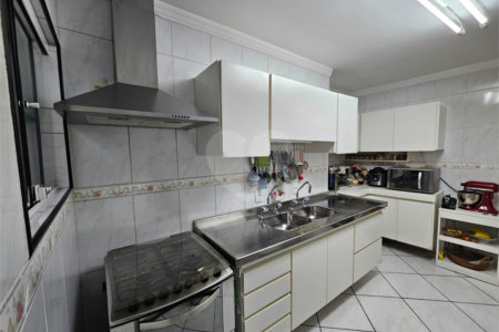 Casa Térrea à venda com 3 suítes em Alto da Boa Vista, São Paulo, SP